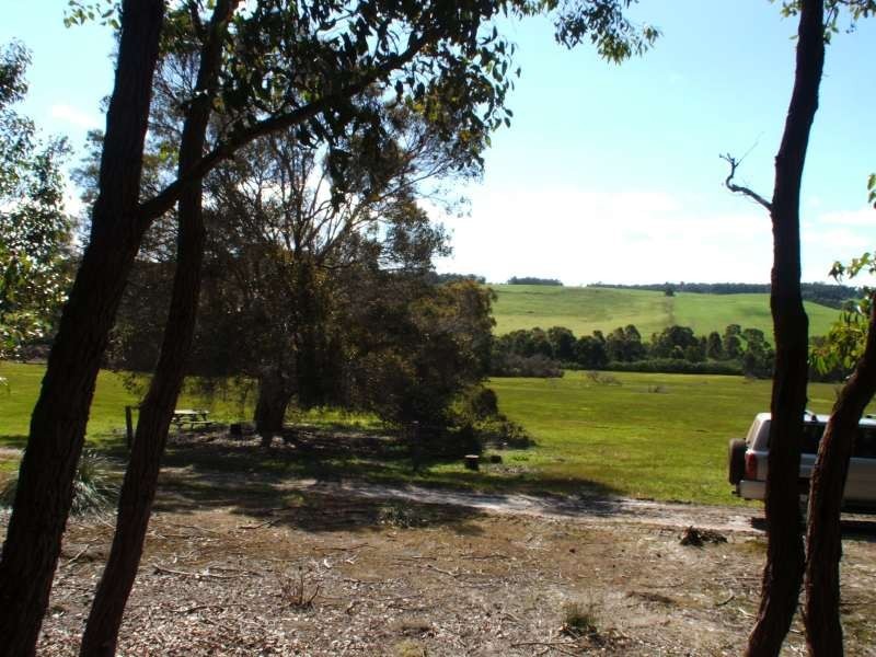 2/418 Bessell Road, Rosa Glen, Margaret River WA 6285