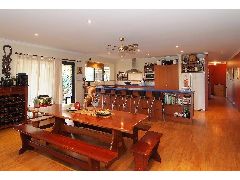 10 Forrest Road, Margaret River WA 6285