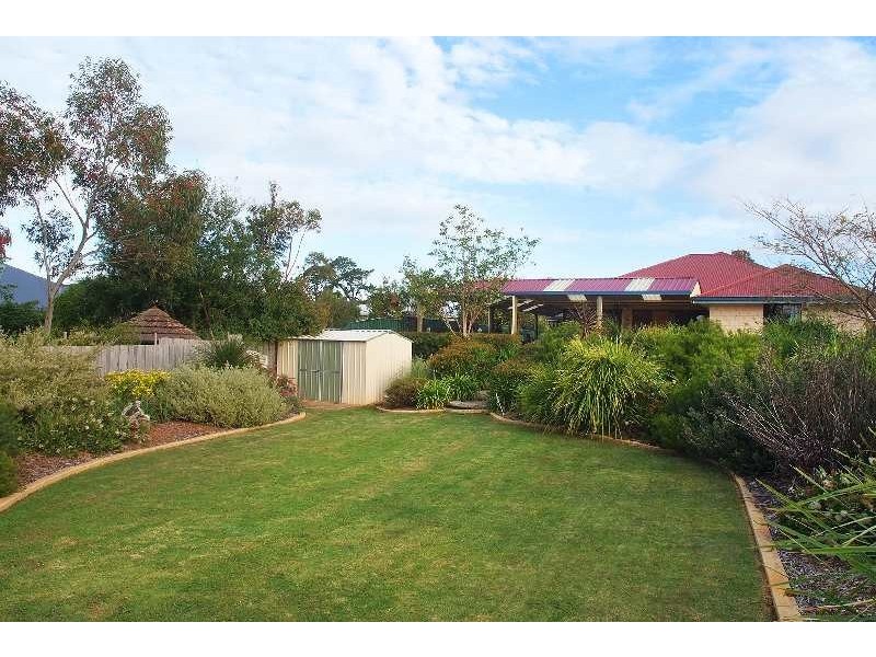 10 Forrest Road, Margaret River WA 6285