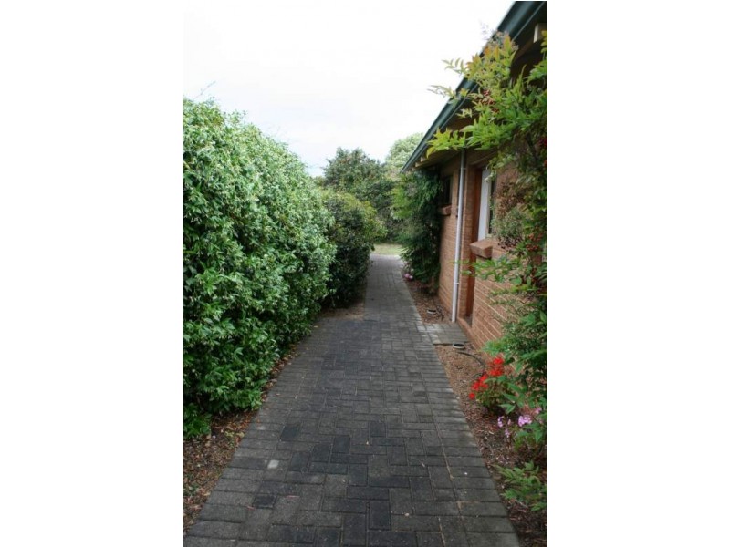 9a Lesalan Place, Margaret River WA 6285