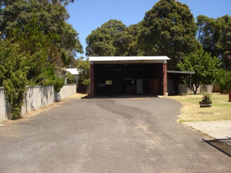 22 Fearn Avenue, Margaret River WA 6285