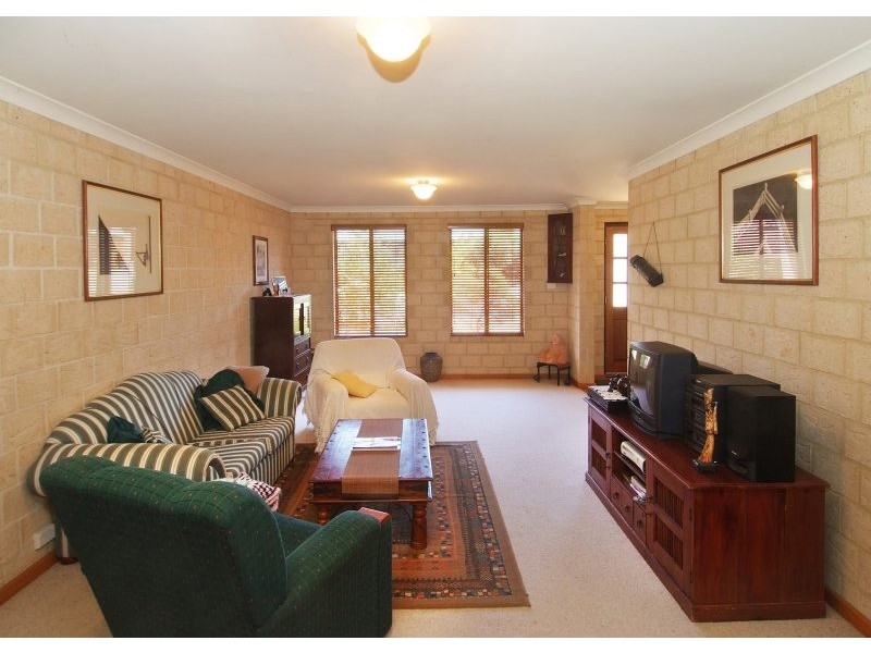 8 Caladenia Rise, Margaret River WA 6285