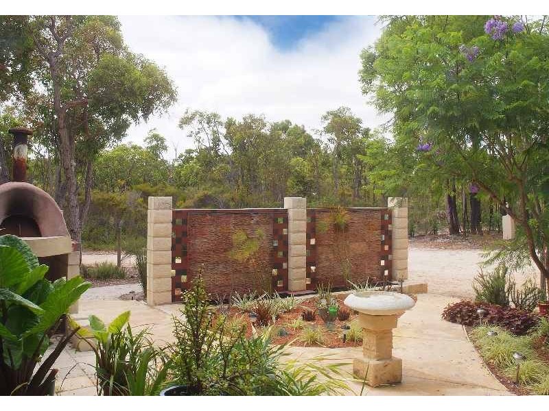 25 Mallee Fowl Way, Margaret River WA 6285