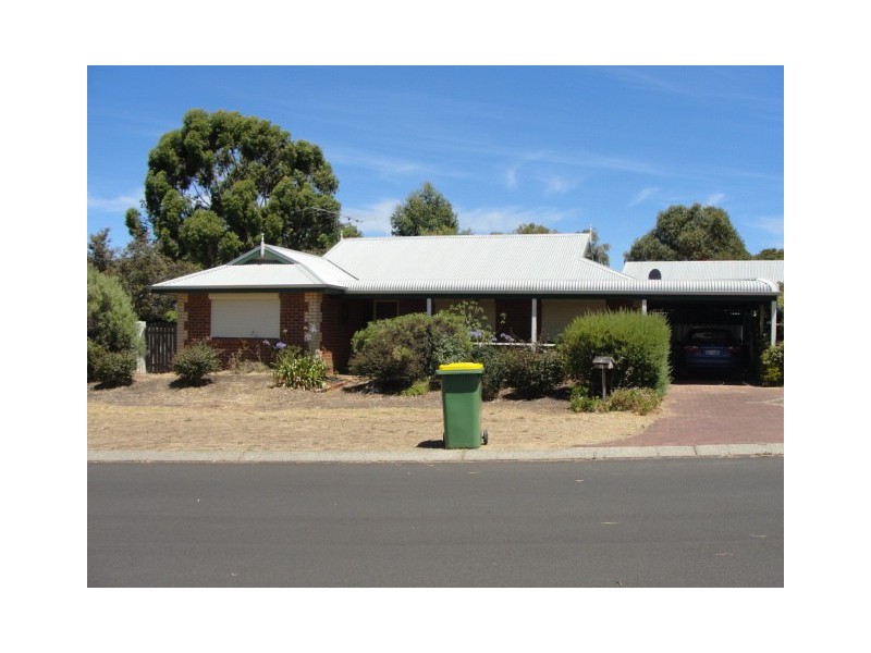 1/32 Hillier Drive, Margaret River WA 6285