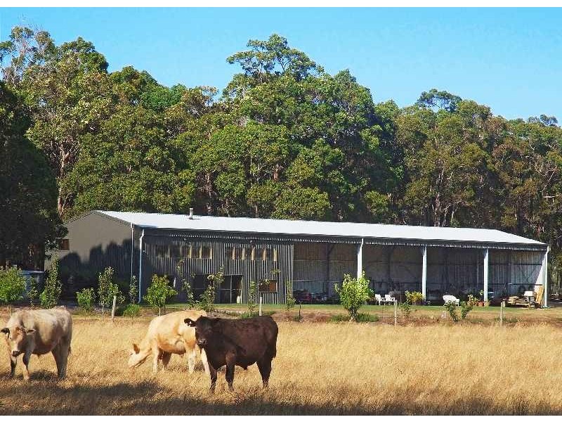 1 Barrett Road, Rosa Brook WA 6285