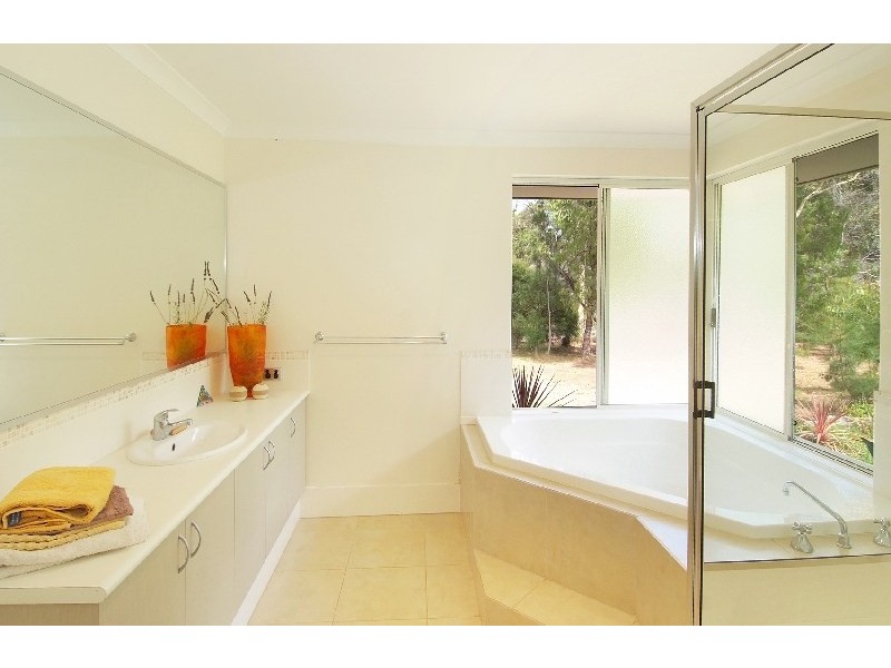 100 Glenellie Road, Margaret River WA 6285