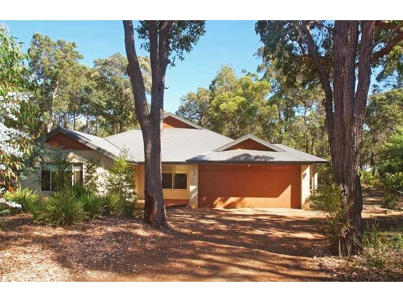 11 Bird Wood Lane, Cowaramup WA 6284