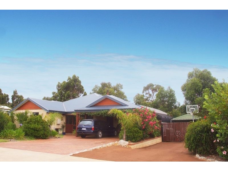 4 Bottlebrush Drive, Margaret River WA 6285