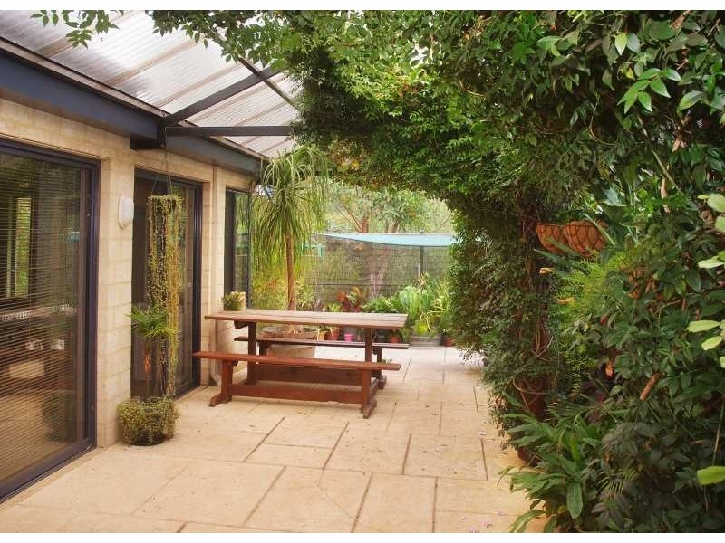 4 Bottlebrush Drive, Margaret River WA 6285