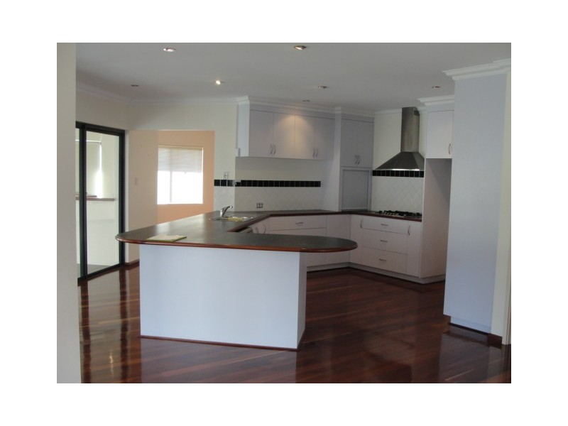 4 Lions Drive, Cowaramup WA 6284