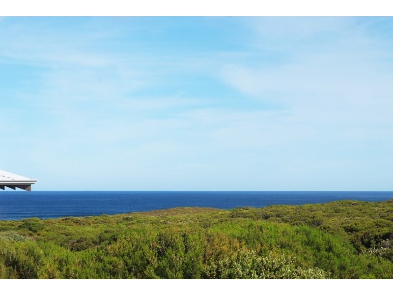 8 Marmaduke Point Drive, Gnarabup WA 6285