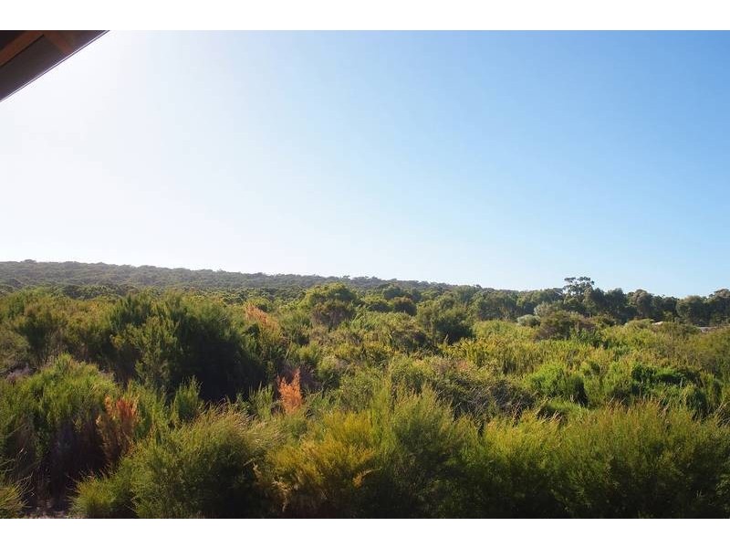 2/152 Yates Road, Margaret River WA 6285