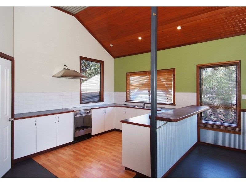 16 Peake Street, Cowaramup WA 6284