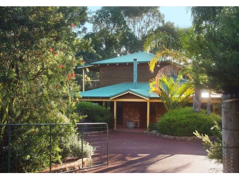 38 Mansfield Avenue, Margaret River WA 6285