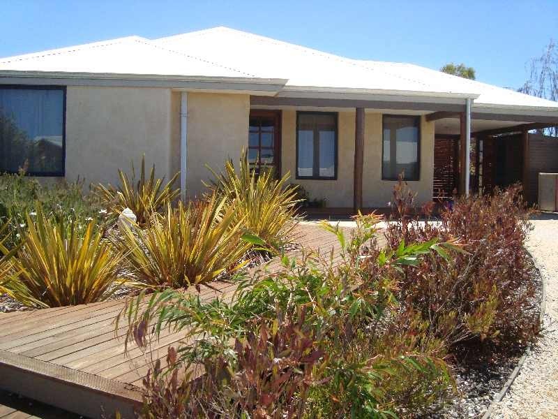 11 Wattle Place, Margaret River WA 6285