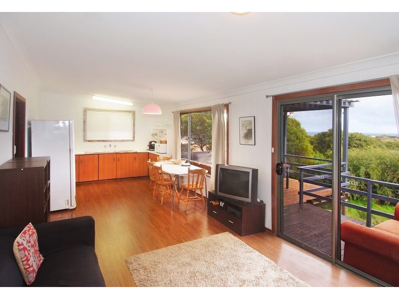 8 Earl Place, Gracetown WA 6284