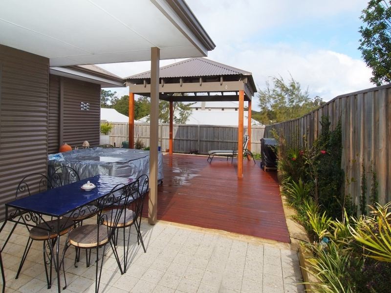 27 Halcyon Crescent, Margaret River WA 6285