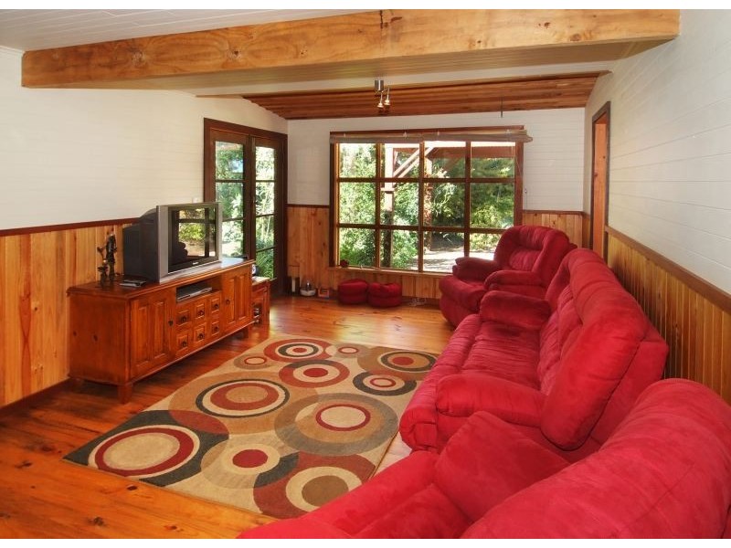 14 Chardonnay Avenue, Margaret River WA 6285