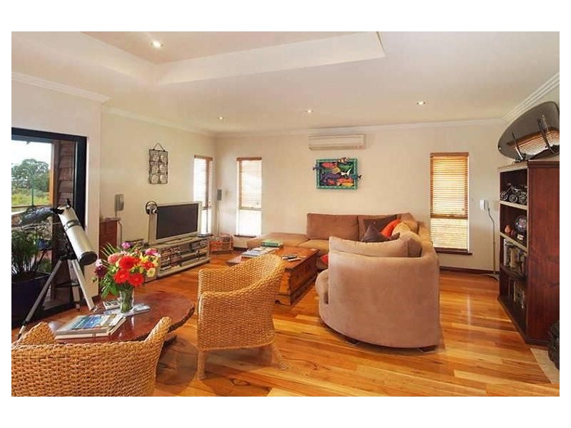 28 Honeyeater Loop, Margaret River WA 6285
