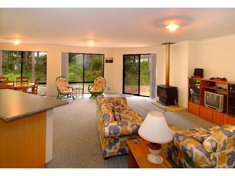 11 Chardonnay Avenue, Margaret River WA 6285