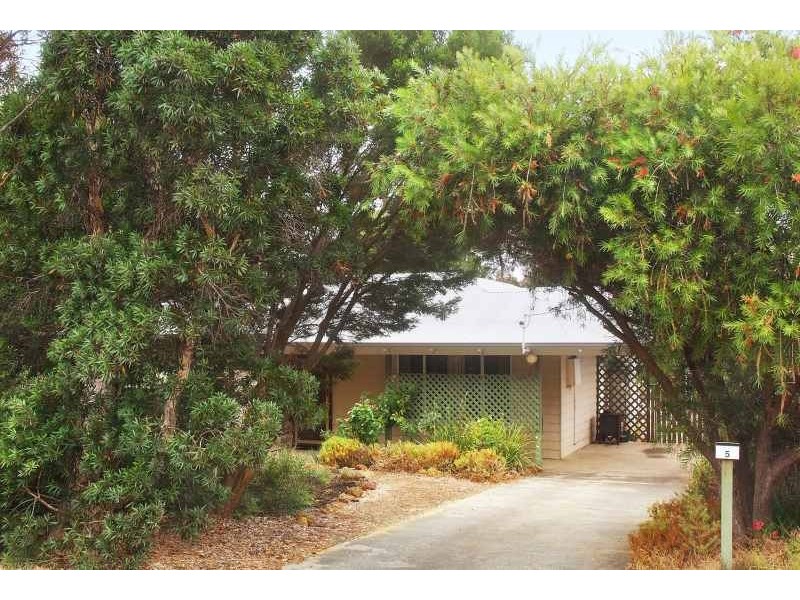 5 Bovell Avenue, Margaret River WA 6285
