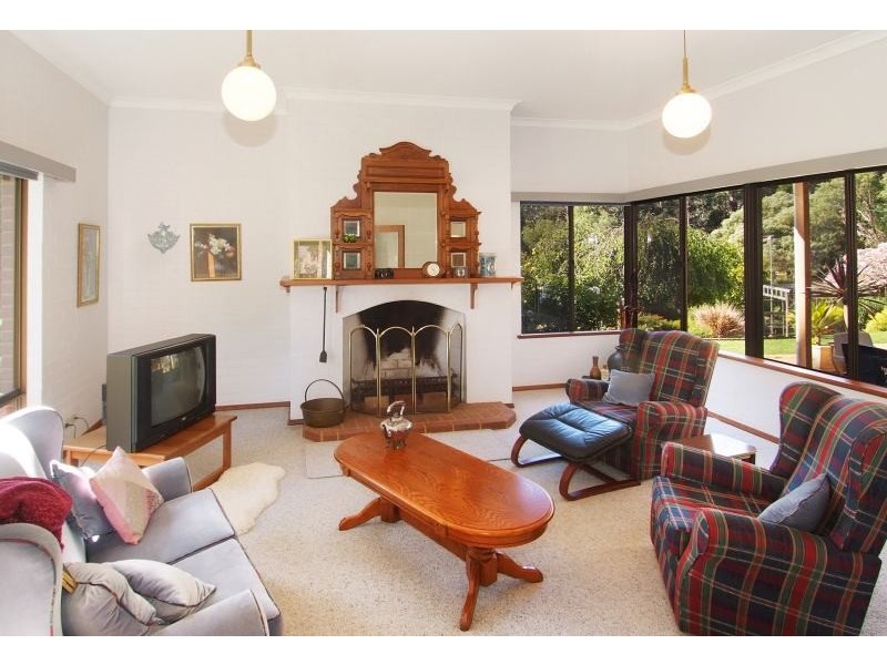 8 Illawarra Avenue, Margaret River WA 6285