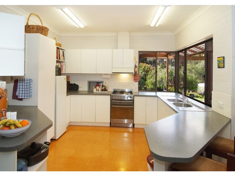 8 Illawarra Avenue, Margaret River WA 6285