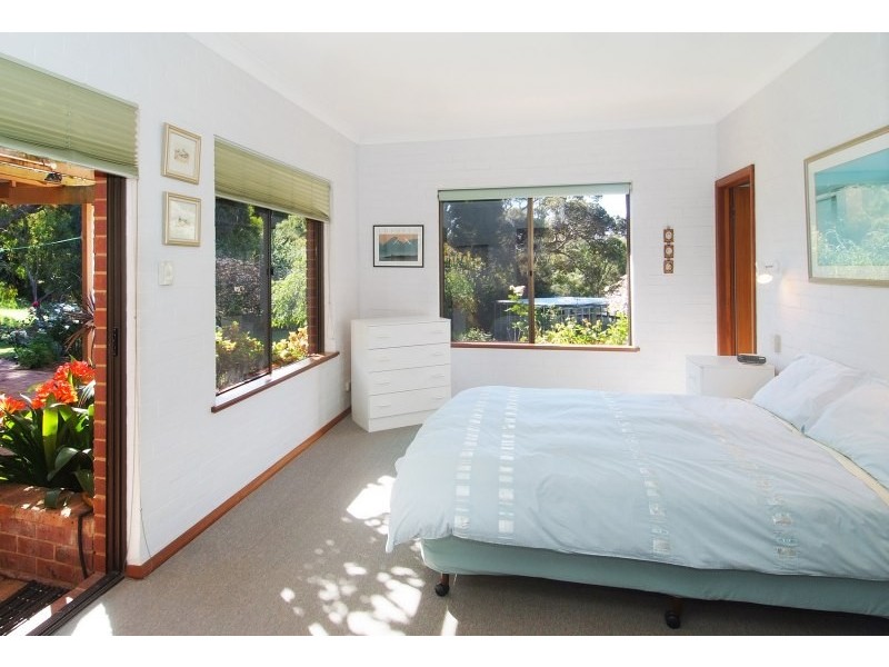 8 Illawarra Avenue, Margaret River WA 6285