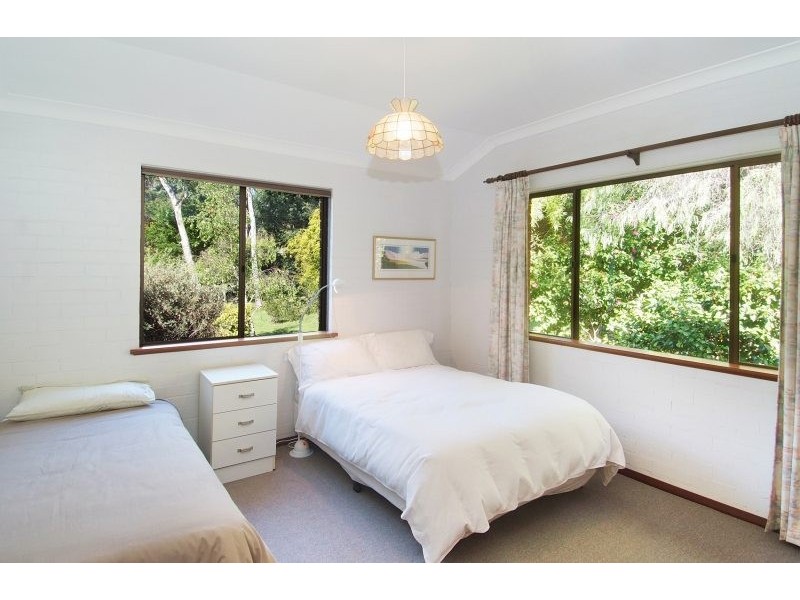 8 Illawarra Avenue, Margaret River WA 6285