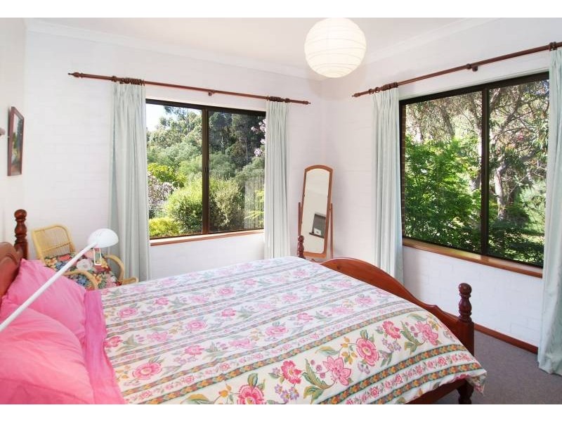 8 Illawarra Avenue, Margaret River WA 6285