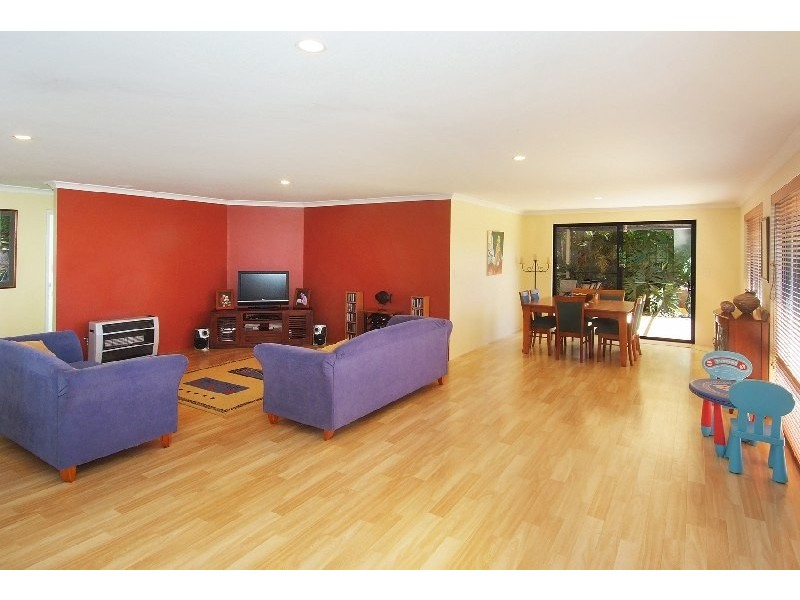 11 Melaleuca Boulevard, Margaret River WA 6285