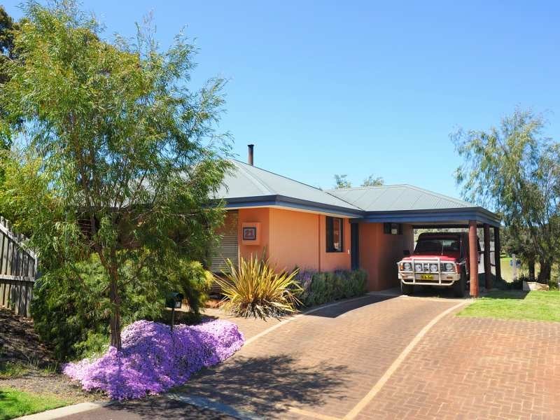 21 Village Green, Margaret River WA 6285