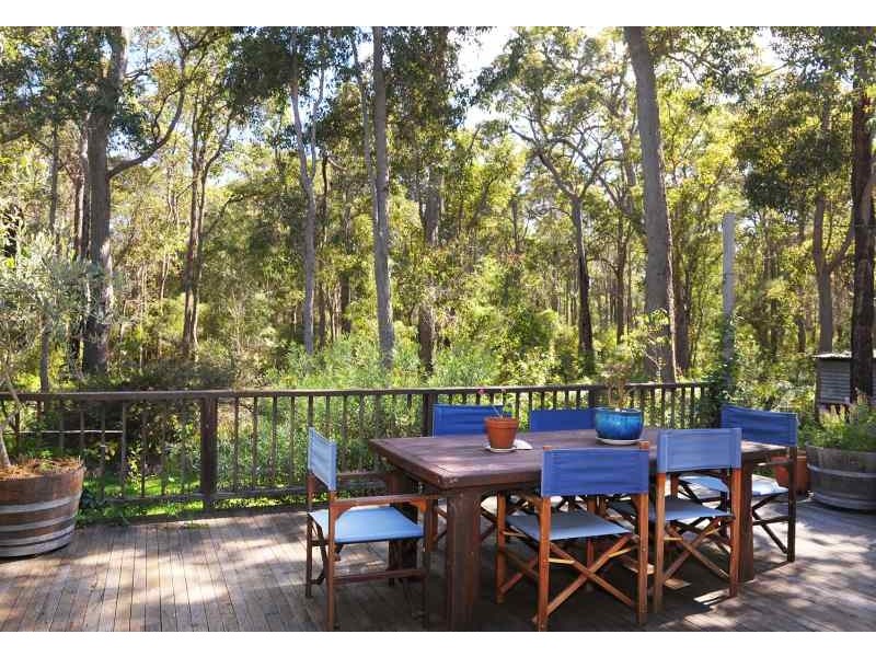 84 Woodland Drive, Burnside WA 6285