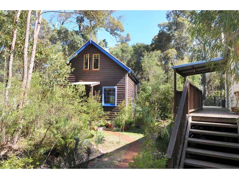 84 Woodland Drive, Burnside WA 6285