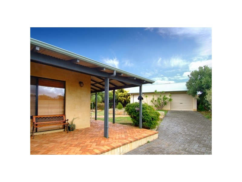 22 Marmaduke Point Drive, Gnarabup WA 6285