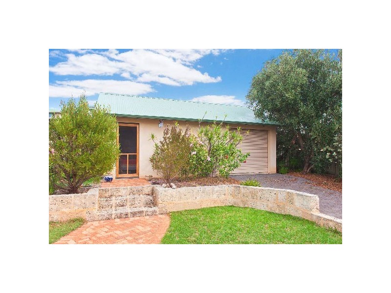 22 Marmaduke Point Drive, Gnarabup WA 6285
