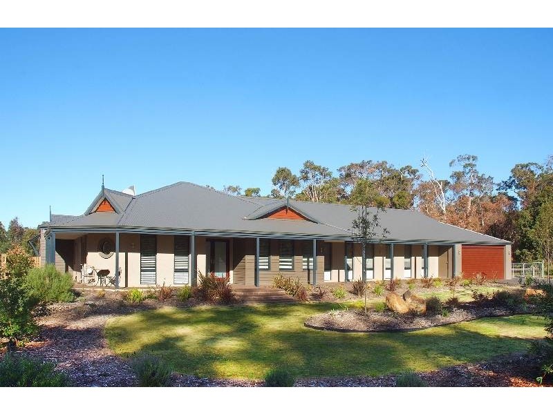 4 Honeytree Grove, Cowaramup WA 6284