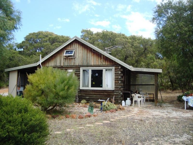 9 Yates Road, Margaret River WA 6285