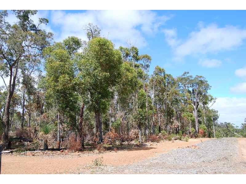 19 Honeytree Grove, Cowaramup WA 6284