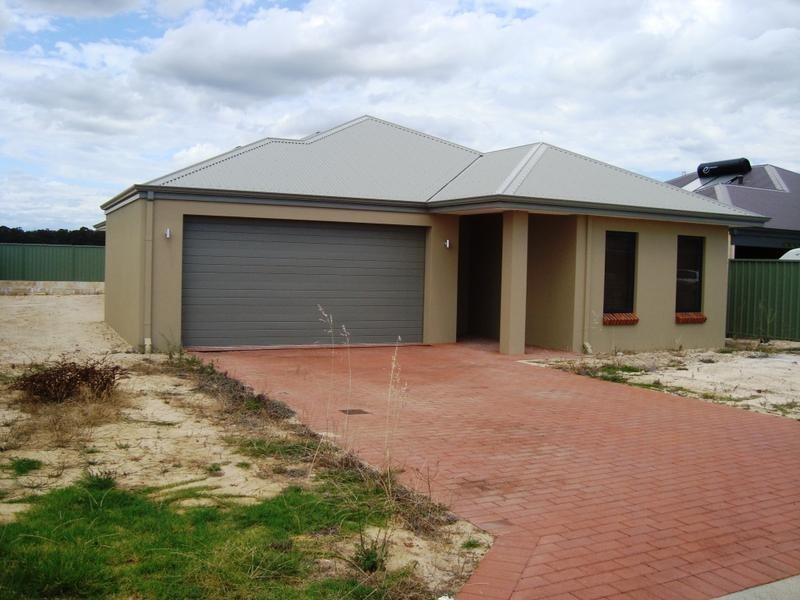 5 O’Learia Crescent, Margaret River WA 6285