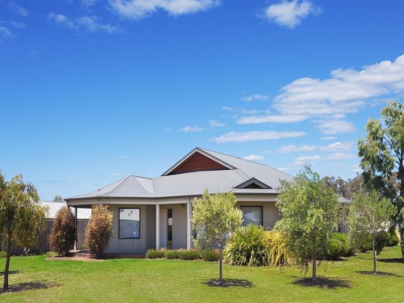 65 Duggan Drive, Cowaramup WA 6284