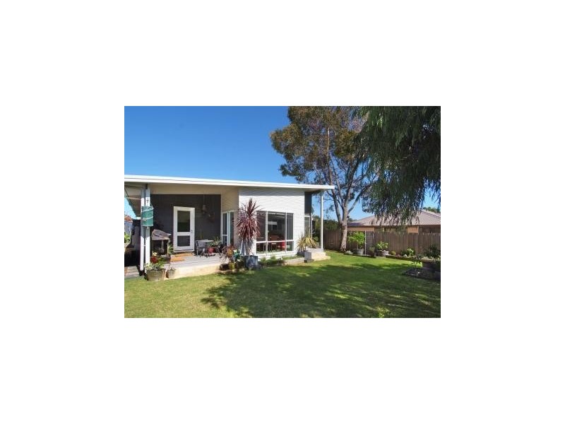 6 Kingfisher Loop, Margaret River WA 6285