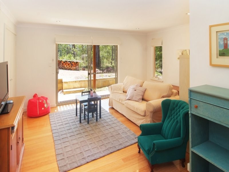 9 Sanctuary Circle, Cowaramup WA 6284