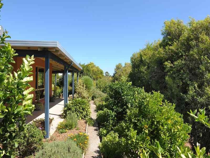 8 Duggan Drive, Cowaramup WA 6284