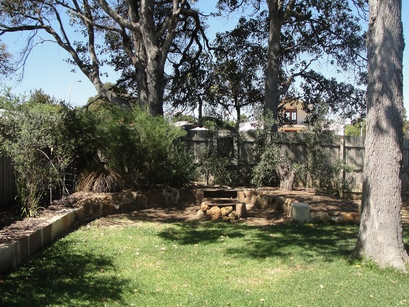 21 Village Green, Margaret River WA 6285