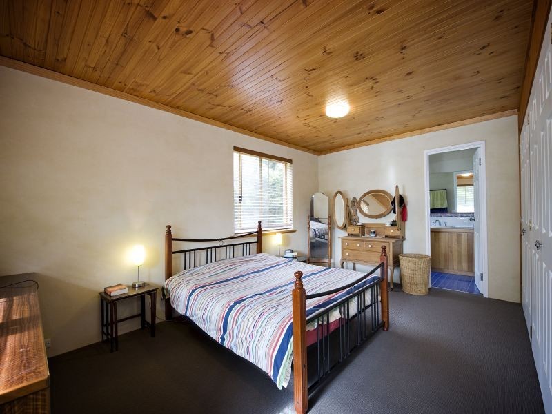 24 Samworth Street, Margaret River WA 6285