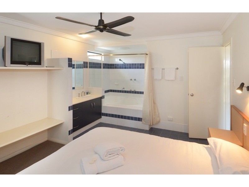 1/112 Resort Place, Gnarabup WA 6285