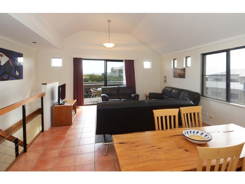 1/112 Resort Place, Gnarabup WA 6285