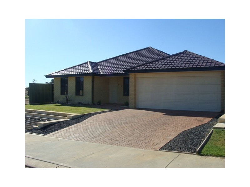 14 Tamarix Crescent, Margaret River WA 6285