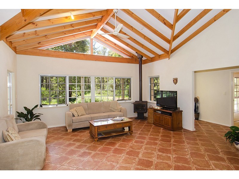 73 Woodland Drive, Burnside WA 6285